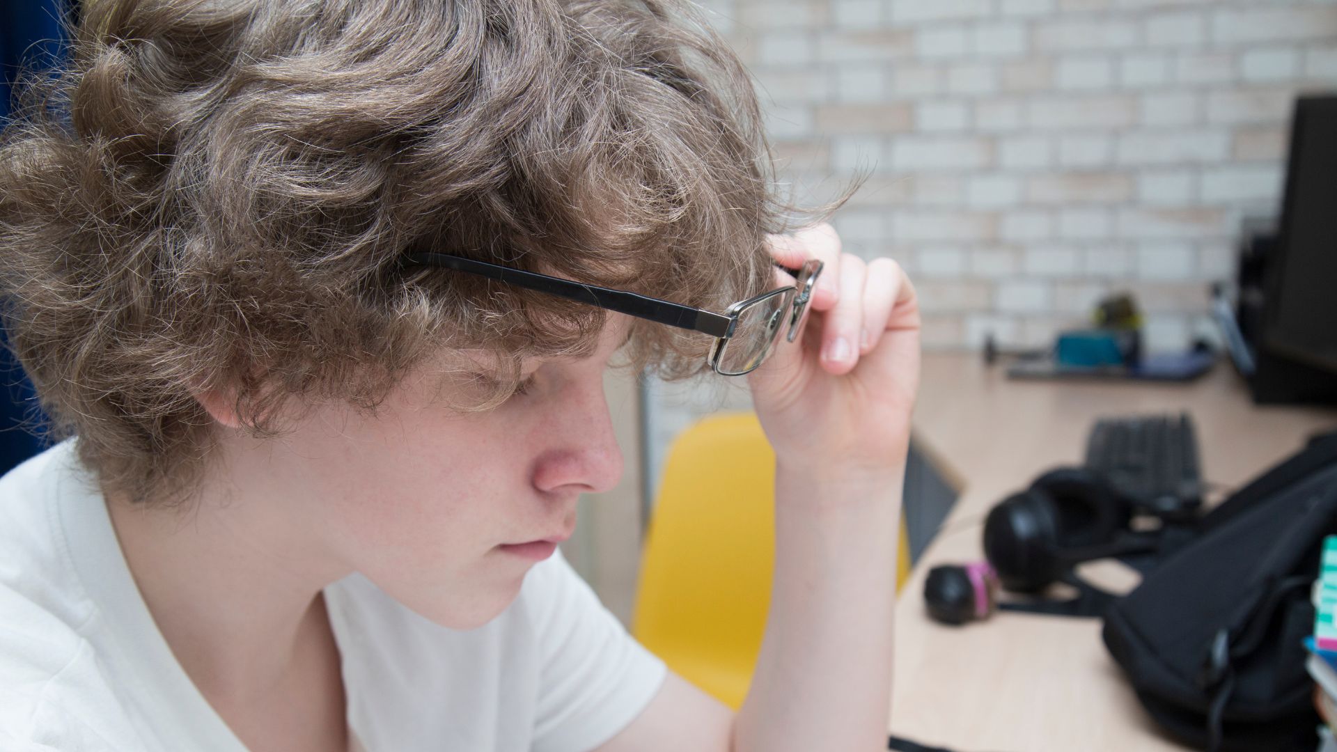 Miopía y astigmatismo: ¿cómo afectan tu visión?
